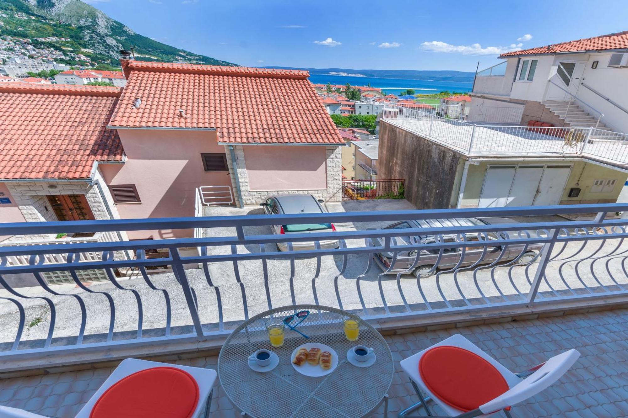 Apartment Adrian Omiš Екстериор снимка